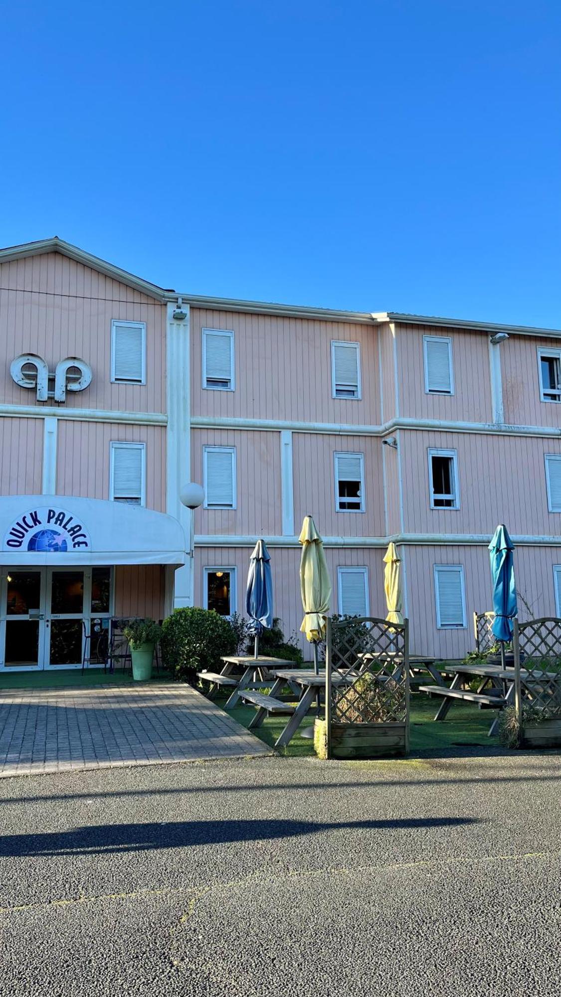 Quick Palace Anglet Exteriör bild